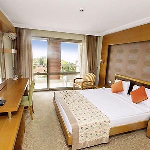 Sirma Hotel